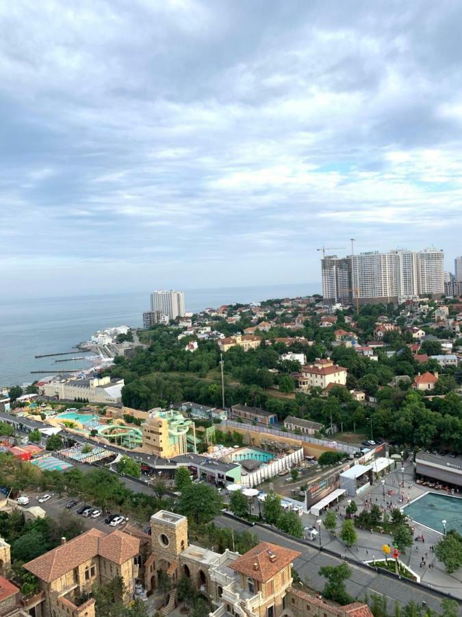 Appartement Gagarin Plaza Sea View Apart Arcadia 198 à Odessa Extérieur photo